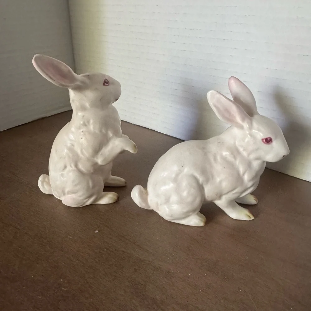 Lefton Vintage Rabbit Decor